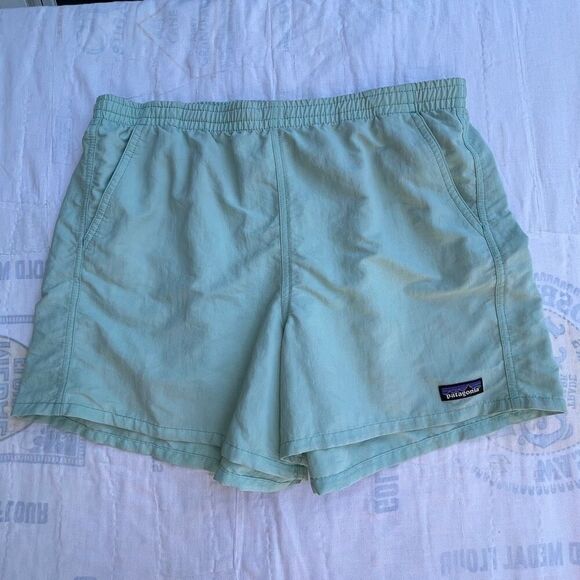 Patagonia Green Mesh Lined Elastic Waist Baggies Shorts Swim Trunks Size Large - Picture 1 of 7